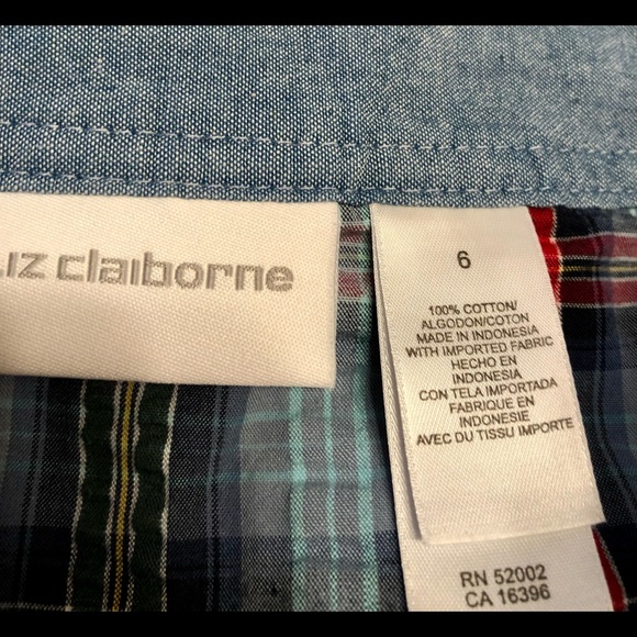 Liz Claiborne seersucker skirt with side pockets - Picture 4 of 5